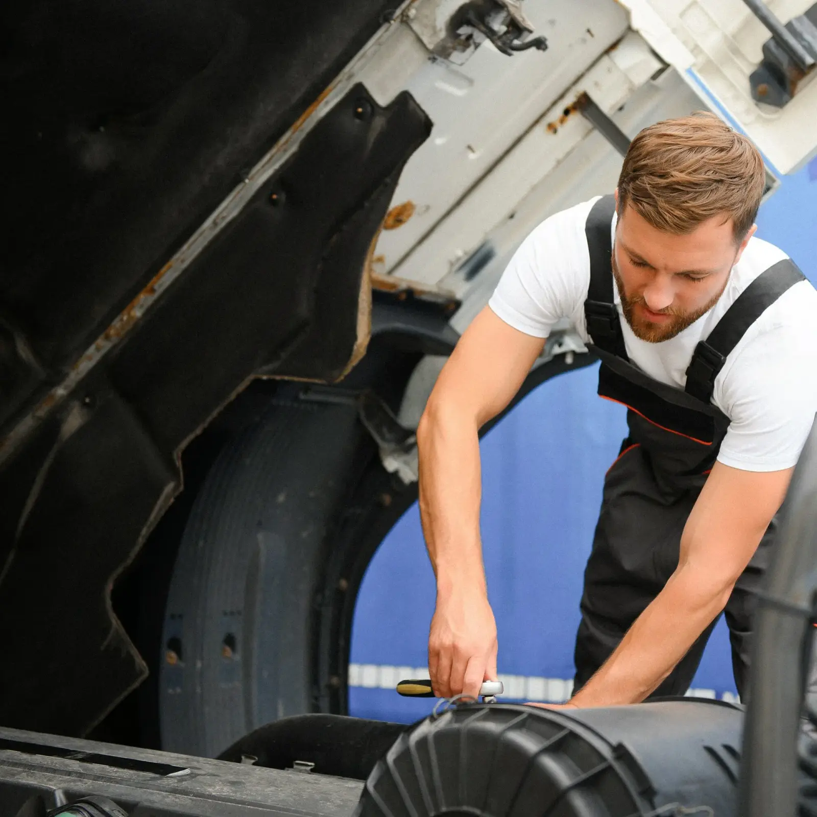 Truck Service Maintenance mvp