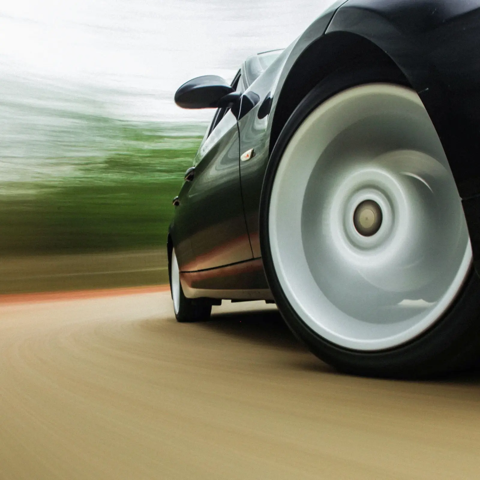 Front right-side wheel mvp